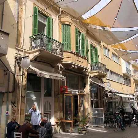 The 3 Boutique 3*
